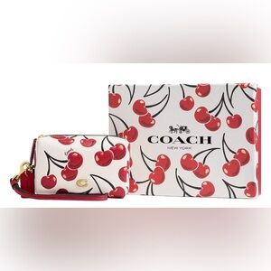 🍒COACH🍒Boxed Essential Cherry Print Leather Cosmetic Pouch/NWT